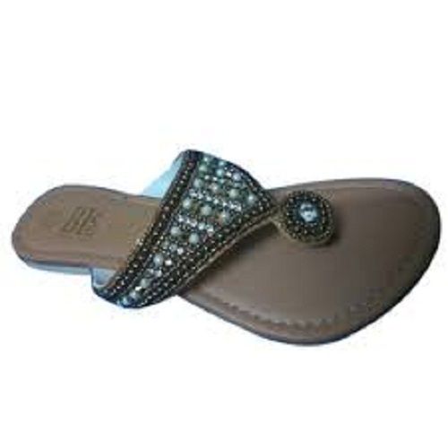 Black Lightweight Flip-Flop Skin-Friendly Comfortable Flat Slippers