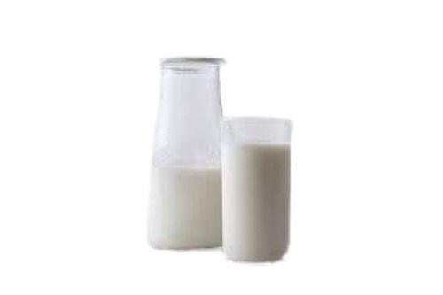 Hygienically Packed Nutrient Rich Original Flavor Pure Raw Tasty Milk