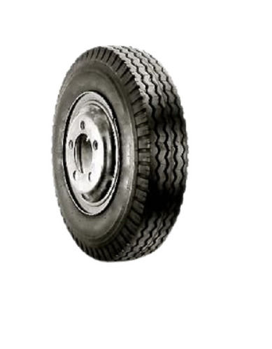 10.20 Inches Radial And Solid Heavy Duty Truck Tyre Section Width: 285 Millimeter (Mm)