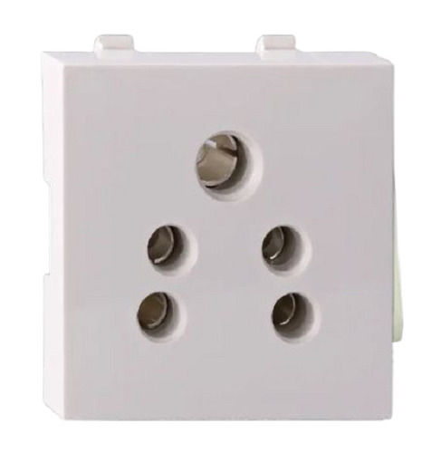 220 Voltage And 6 Ampere Rectangular Polycarbonate 5 Pin Socket