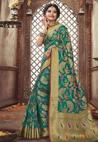 Green Anti Wrinkle And Dry Cleaning Ladies Printed Silk Saree For Party Wear