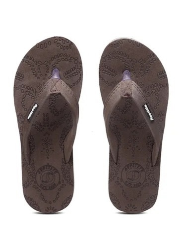 ब्राउन रबर सॉफ्ट आरामदायक डेली वियर स्टाइलिश महिलाओं के लिए स्लिपर इनडोर और आउटडोर के लिए