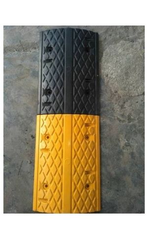 5 Inch Yellow And Black Rubber Speed Breaker For Road Safety Application: Industrial