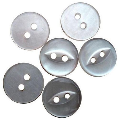 Stylish Long Lasting Round Plain Plastic Shell Buttons With Two Holes 