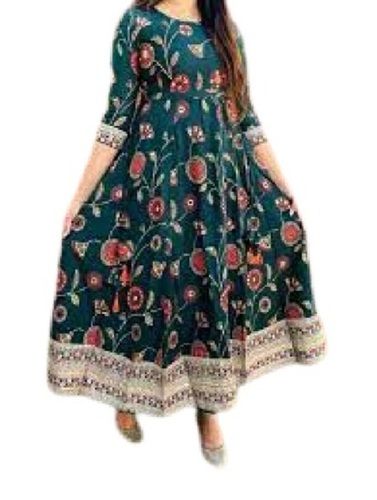 Green With Red Ladies Printed 3/4Th Sleeves Round Casual Wear Rayon Kurti