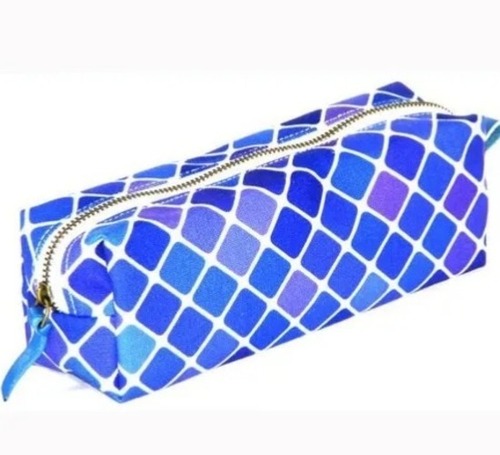 हल्का वज़न और धोने योग्य ज़िपर क्लोज़र प्रिंटेड कैनवास पेंसिल केस क्षमता: ना पीसी/मिनट