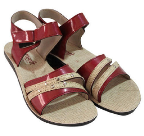 Maroon Multi Color Pu Plastic Buckles Flat Regular Fit Sandal For Ladies