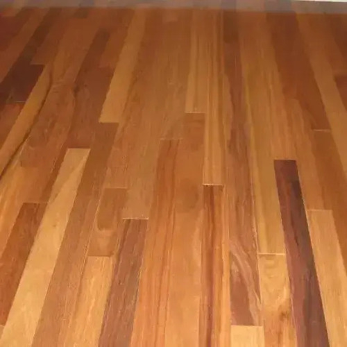 ब्राउन 5.8 मिमी मोटा नॉन स्लिप एंड वियर रेसिस्टेंस स्क्वायर पीवीसी फ़्लोरिंग