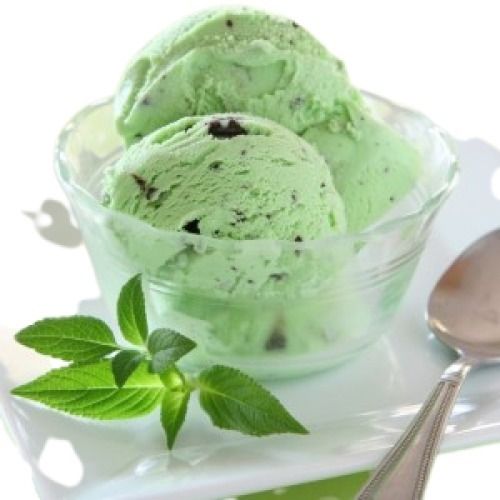 1 Kg Delicious Sweet Tasty Nut Flavored Pista Flavoured Ice Cream