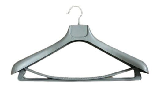 Silver Nonslip Pad Lightweight Polished Surface Heavy Duty Plastic Coat Hanger 