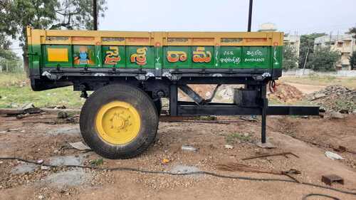 100 किलोग्राम तक क्षमता वाली माइल्ड स्टील आयताकार आकार की ट्रैक्टर ट्रॉली