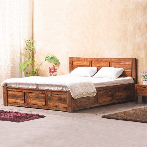 54 X 75 Inches Brown Wooden Double Bed For Hotel