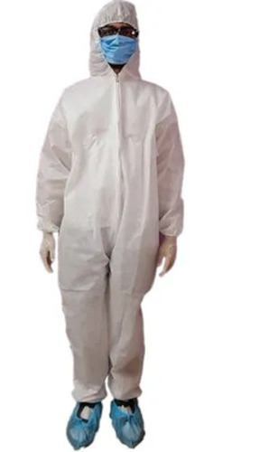 45 Inch Length Non Woven Single Layer Disposable Ppt Kit - White, 300 Grams, Waterproof, Bacteria Filtration Efficiency Greater Than 98%