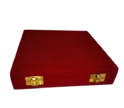 Plain Red Color Velvet Jewelry Boxes Design: Solid