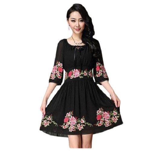 U नेक और 3/4th स्लीव महिलाओं के लिए मॉडर्न एम्ब्रॉयडरी जॉर्जेट ड्रेस