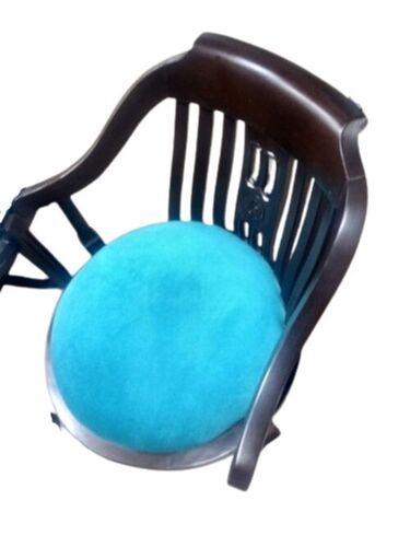 Handmade Machine Cutting Non Assemble Glossy Finish Stylish Solid Wood Arm Chair 