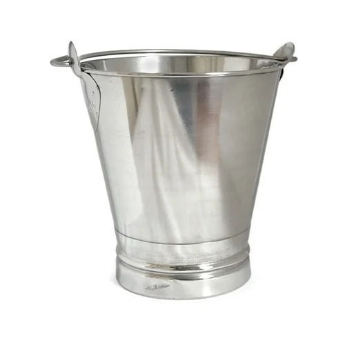 Silver 2.4 Mm Thick 10 Liters Polished Finished Stainless Steel Bucket