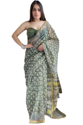 मल्टीकलर त्वचा के अनुकूल और आरामदायक पार्टी वियर प्रिंटेड कॉटन साड़ी