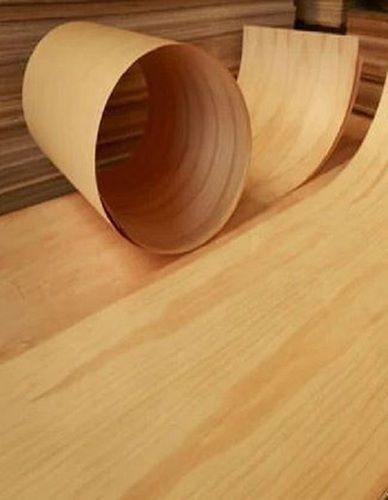 1 Mm Thick 0% Moisture 900 Kg/m3 Density First Class Hardwood Plywood Veneers