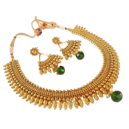 Golden Gold Plating Pearl Copper And Brass Designer Imitation Necklace Set