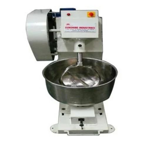  अर्ध स्वचालित 1122X682X1305Mm 105 Kg 220 वोल्ट 16 Rpm स्टेनलेस स्टील आटा मिक्सर 