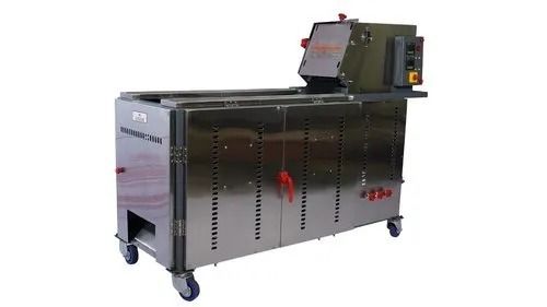 Black 900 Kg 3000X600X1200 Mm 1000 Kg Rectangular Shape Automatic Chapati Making Machine