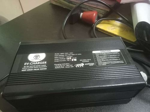 9 Ampere Lithium Battery Charger for Two Wheeler