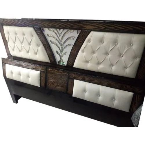 Machine Made 6 Feet Tall Indian Style Carpentry Polished Finish Oak Wood Bed Headboard