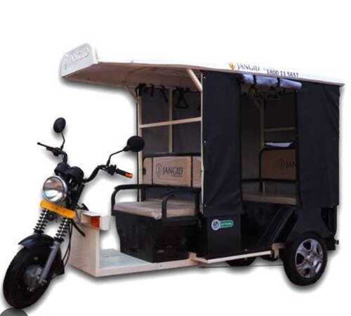 6 Seater Battery Operated Passenger E-Rickshaw 500 Kg Loading Capacity