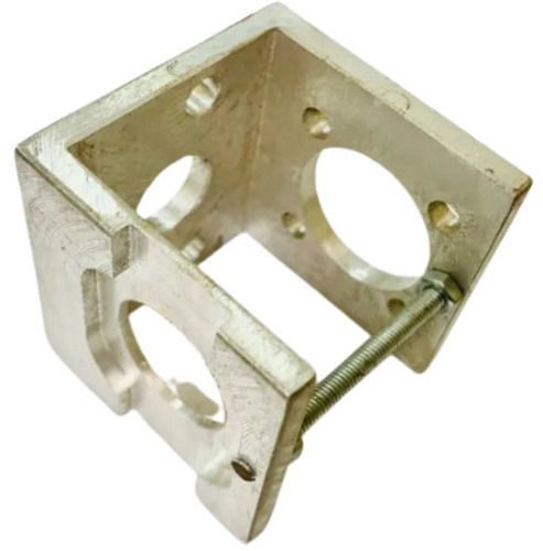 Golden 700 Gsm/2 Aluminum Corrosion-Resistant Rectangular Clamps For Industrial Uses 