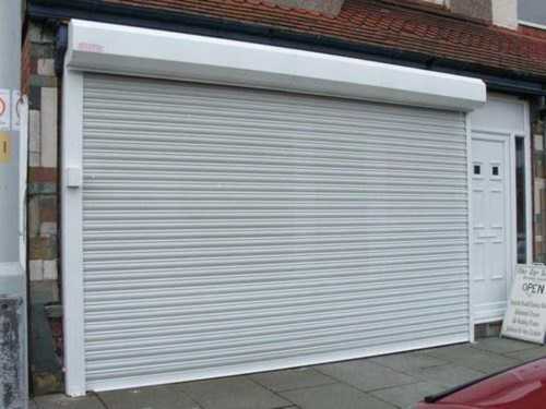 Vertical Mild Steel Rolling Shutter For Shop And Institute Use