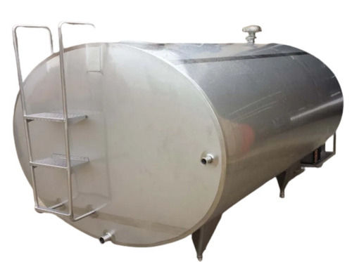 Silver 5000 Liter Polished Horizontal Stainless Steel Milk Storage Tank For Milk Vehicle Use