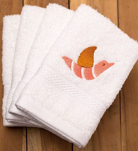 Skin-Friendly Ultra Soft High Absorbency Cotton Bath Towel (White) Age Group: Old Age