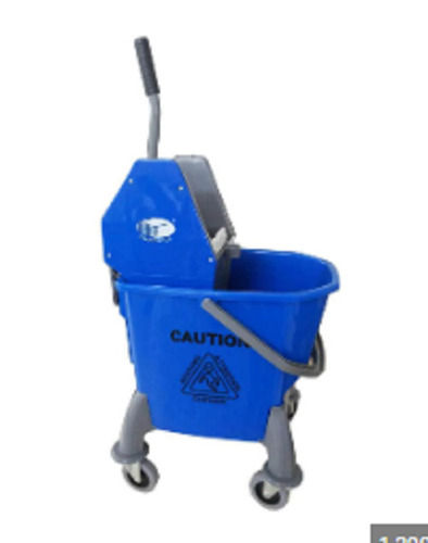 5 Kilogram Floor Clean Plastic Mop Bucket For Clean  Application: Commrecial