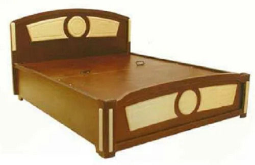 7X6 Feet 55 Kilogram Eco-Friendly Polished Finish Designer Oak Wooden Bed 