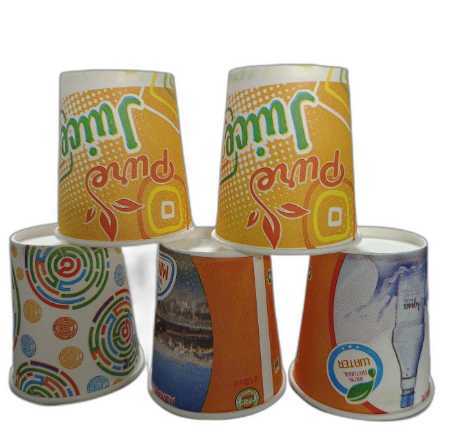 Disposable paper cups 