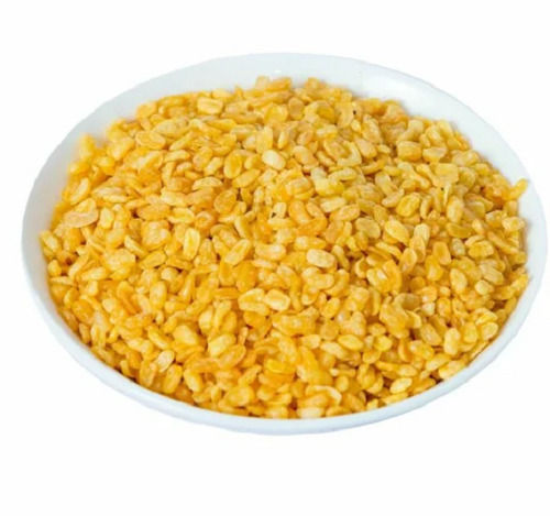 Salty Taste Round Shape Fried Crunchy Texture Moong Dal Namkeen Carbohydrate: 5 Grams (G)