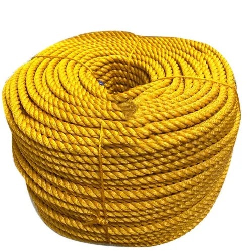 टोइंग लाइन के लिए 110 मीटर लंबी और 12 एमएम मोटी मुड़ी हुई नायलॉन की रस्सी