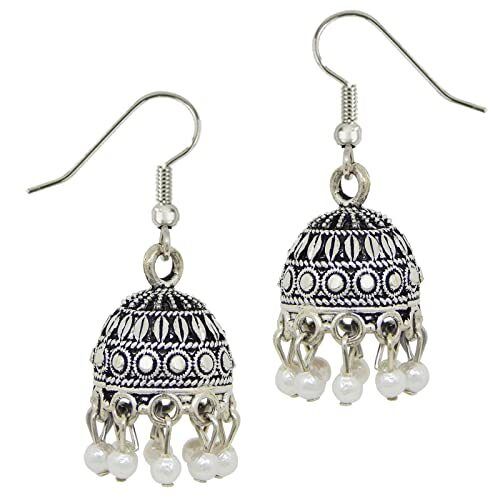 Ladies Fancy Design Silver Earring For Party Wear