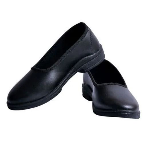 Black Unfadable And Breathable Plain Shiny Synthetic Leather School Shoes For Girls