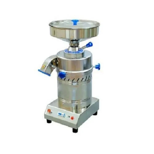 335X450X790 Mm 240 Volt Portable Semi Automatic Domestic Atta Chakki Capacity: 10 Kg/Hr