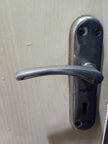 Rust Resistant Stainless Steel Door Handle With Polished Finish