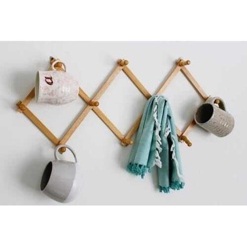 10 Hook Wall Mounting 200 Gm Wooden Wall Cloth Hanger