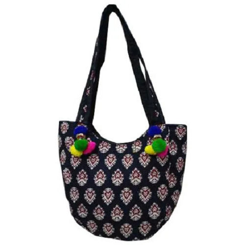 35X25X5Cm Ripe Handles Zipper Embroidered Cotton Hand Bag For Daily Use Capacity: 2 Kg/Hr