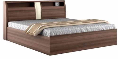 Wooden Double Bed For Home And Hotel Use