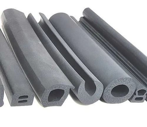 Black 15.3 Mm Thick 45 Hrc Paint Coated Sponge Rubber Profile