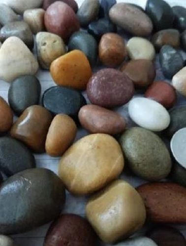 Mix Colored Polished Natural River Pebble Stone For Landscaping