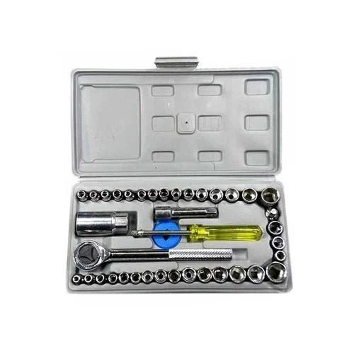 1.5 Kilogram 6 Mm Thick Stainless Steel And Plastic Body Socket Set  Application: Automotive