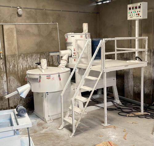 Upvc High Speed Heater Cooler Mixer Machine (40 Kg Per Batch) Capacity: 160-200 Kg/Hr