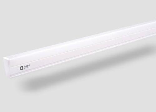 White 5 W Aluminium Square Shape Tube Light Body Material: Aluminum